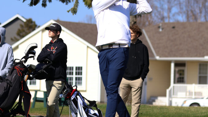 34-golf larson_
